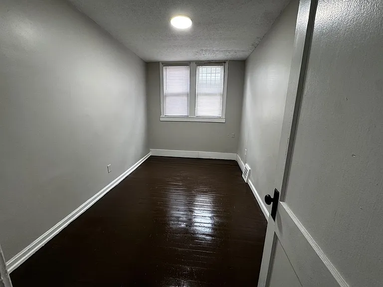 395 E 152 ST — Photo 34
