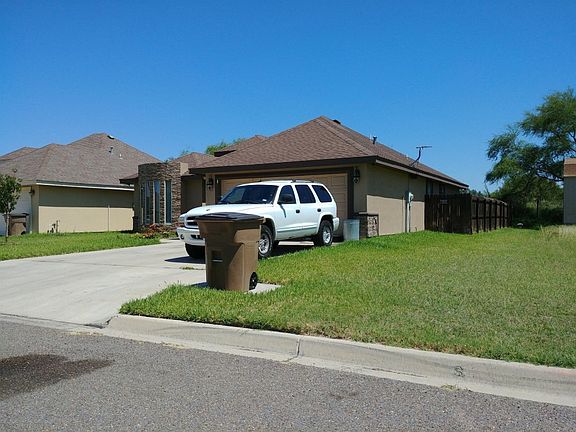 3rd image of 3212 Zircon Dr