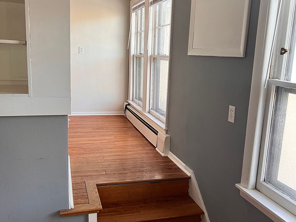 1st image of 601 Lincoln Ave #6