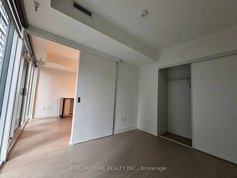 65 Mutual St #1307 — Photo 12