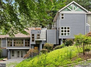 1252 Clarendon Ct, Annapolis, MD 21403