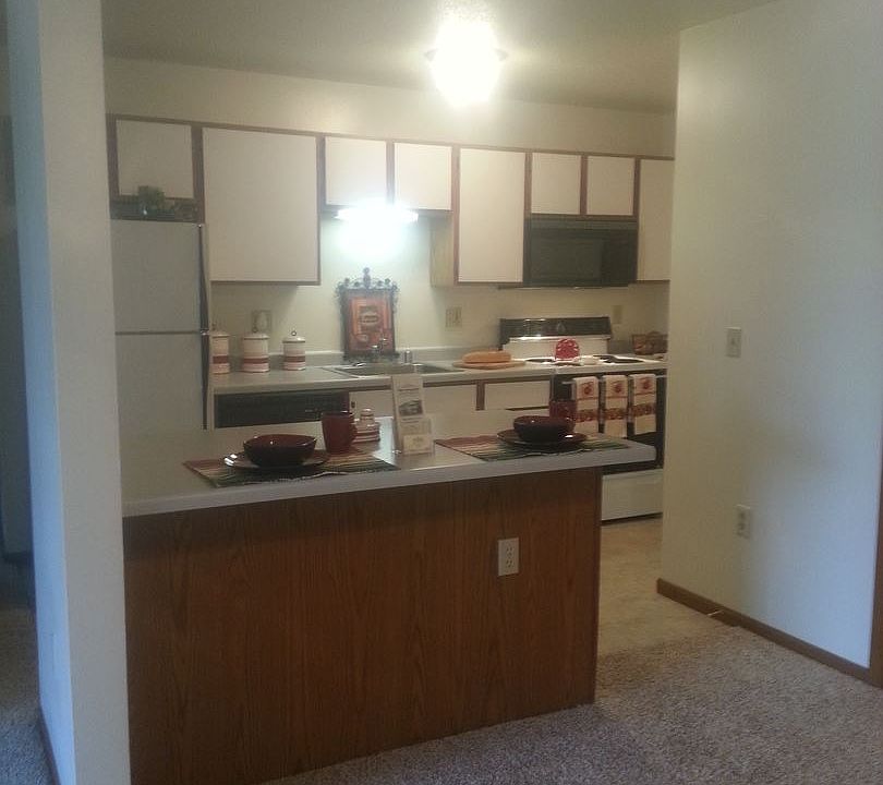 1st image of 1707 Morningside Dr #212