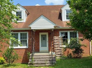 1810 Farmer St, Richlands, VA 24641