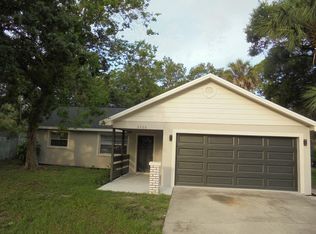2500 Gentian Rd, Venice, FL 34293