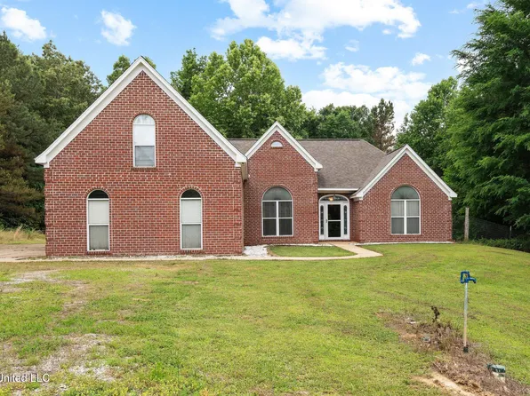 639 Plantation Way, Byhalia, MS 38611