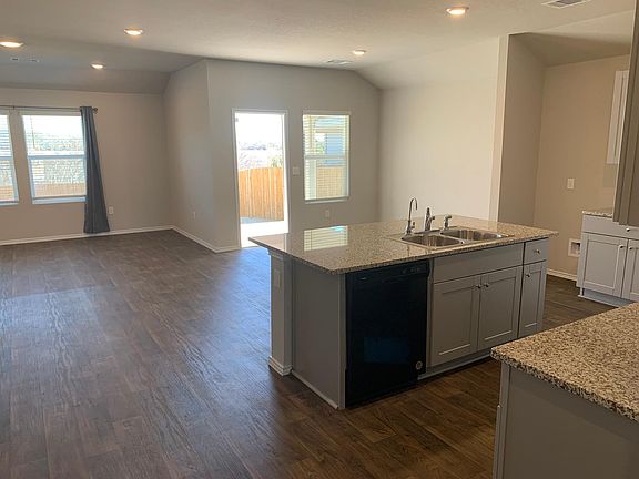 3rd image of 5709 Brocade Dr