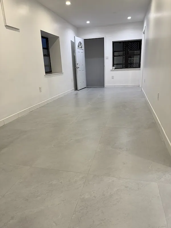 2 bed, 800 sqft, $2,350 — Photo 4