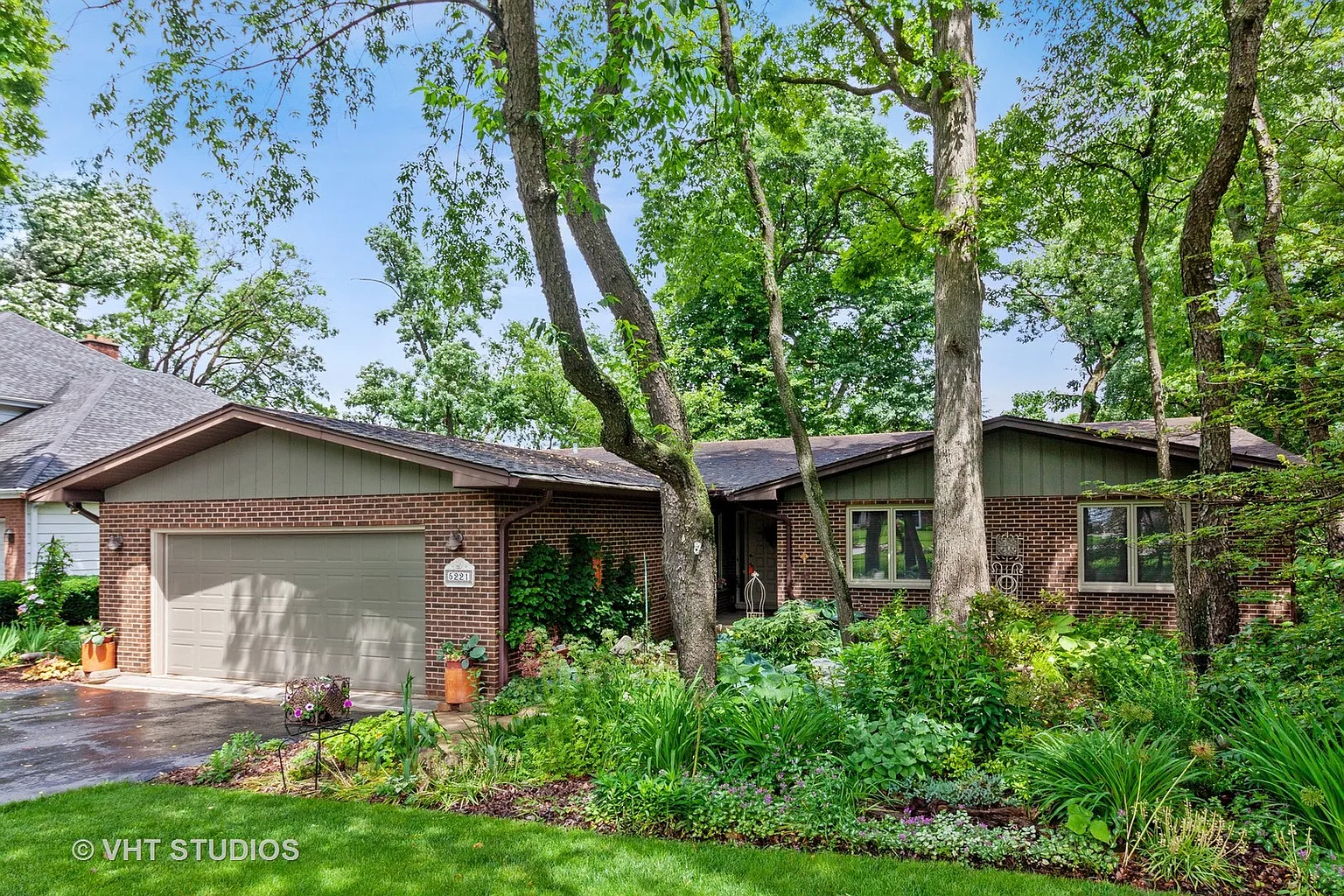 5221 Cypress Ct photo 1