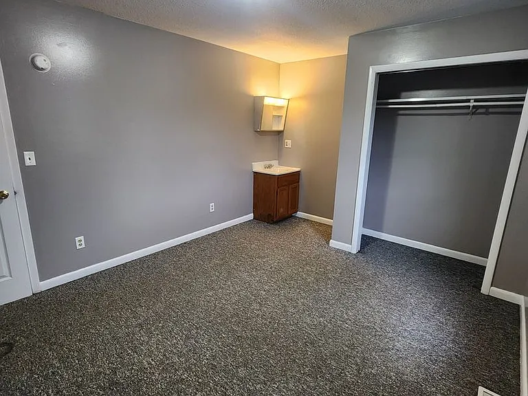 1151 Johnson Ave — Photo 12