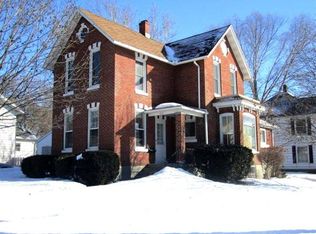 613 W 6th St, Sterling, IL 61081