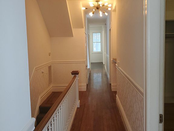5th image of 614 Broderick St