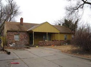 2403 E Shadybrook Ln, Wichita, KS 67214