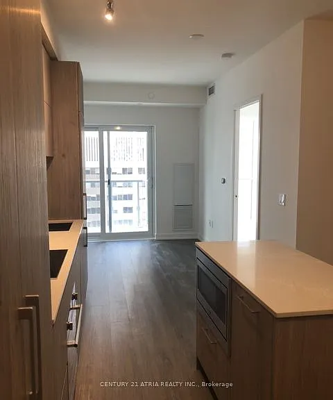 1 Yorkville Ave #2201 — Photo 6
