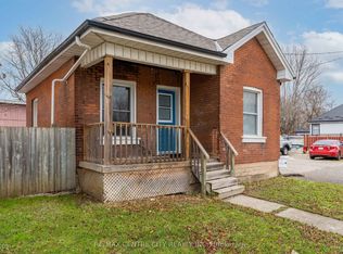 24 Bruce St, Brantford, ON