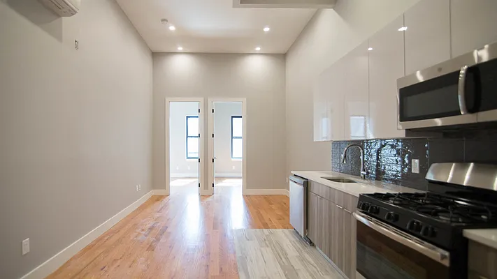 Rented by Nooklyn NYC LLC | media 1