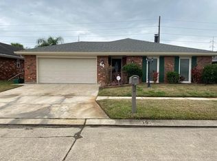 64 Normandy Dr, Kenner, LA 70065