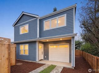 3110 SW 97th St, Seattle, WA 98126