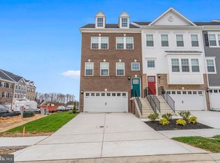 210 Birdie Ct, Pikesville, MD