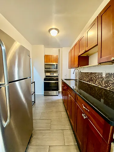 362 Wadsworth Ave #3 Photo 1