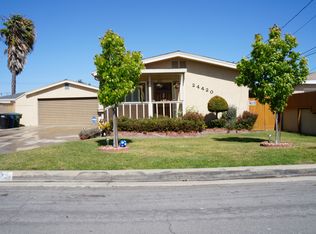 24420 Hendricks Ave, Lomita, CA 90717