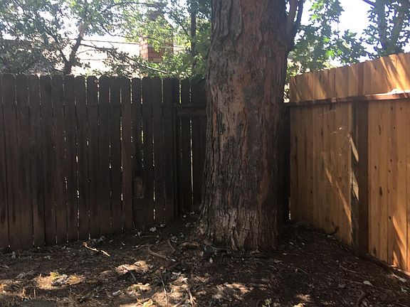 4th image of 5985 Woodside Dr
