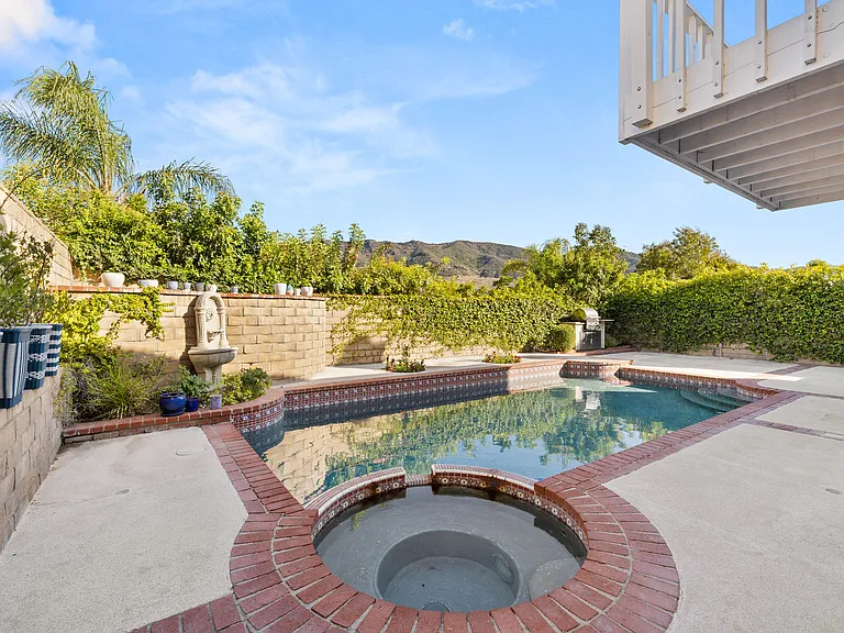 5442 Alfonso Dr — Photo 28