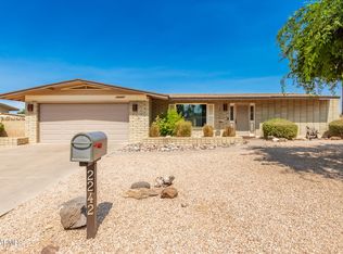 2242 E Enrose St, Mesa, AZ 85213