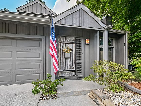 2nd image of 15 Bridlewood Trce Lot 23