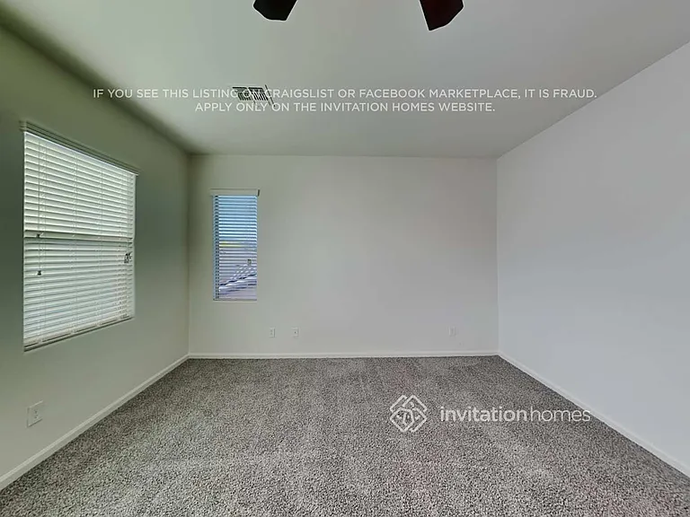 1056 S 200th Ln — Photo 11