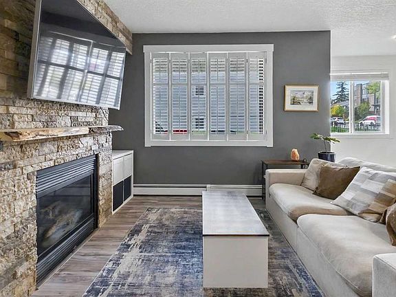 3rd image of 3501 NE 15th St SW #101