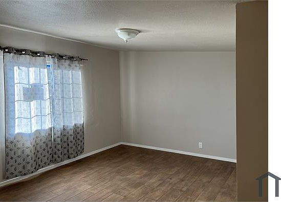 4th image of 1309 Dellavalle Ave