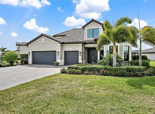 19482 The Place Blvd, Estero, FL 33928