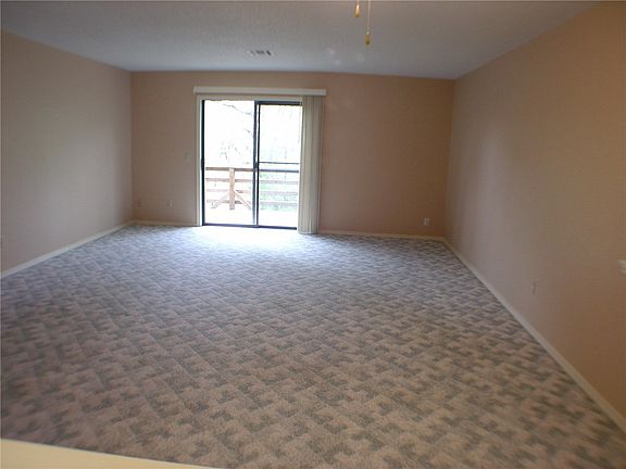 4th image of 507 Carroll Dr