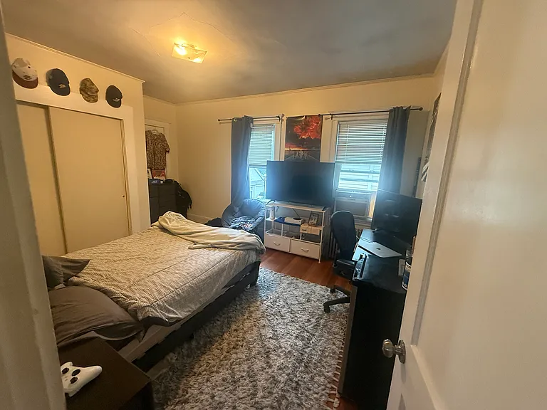 18 Hunnewell Ave #2 — Photo 5