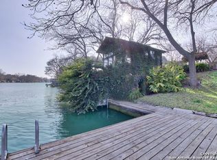 2323 Terminal Loop Rd, Mc Queeney, TX 78123