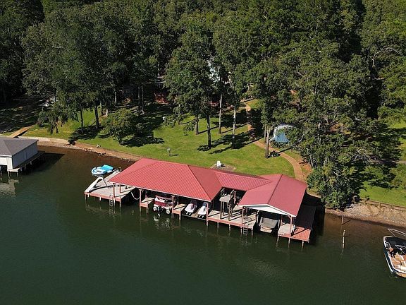 3rd image of 844 County Road 3107