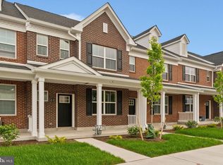 40 N 8th St, Perkasie, PA 18944