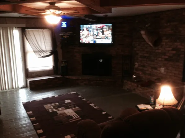 309 SE 2nd St, Kerens, TX 75144