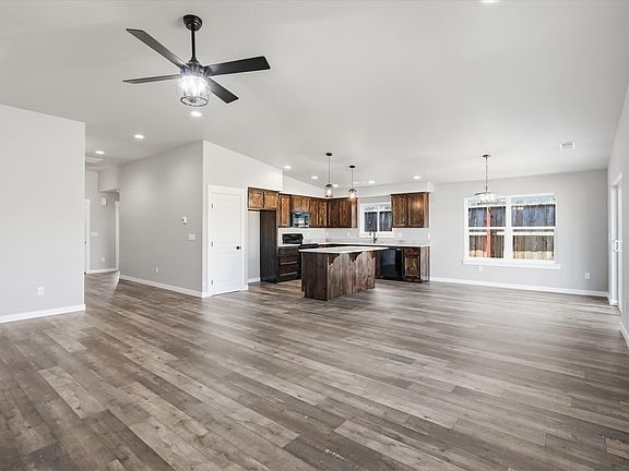 4th image of 1834 Ingram Ln