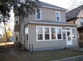 1084 Sims Ave, Saint Paul, MN 55106