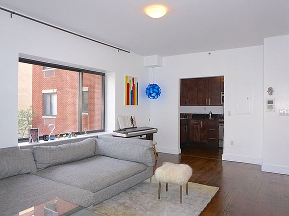 2nd image of 2110 8th Ave APT 3E