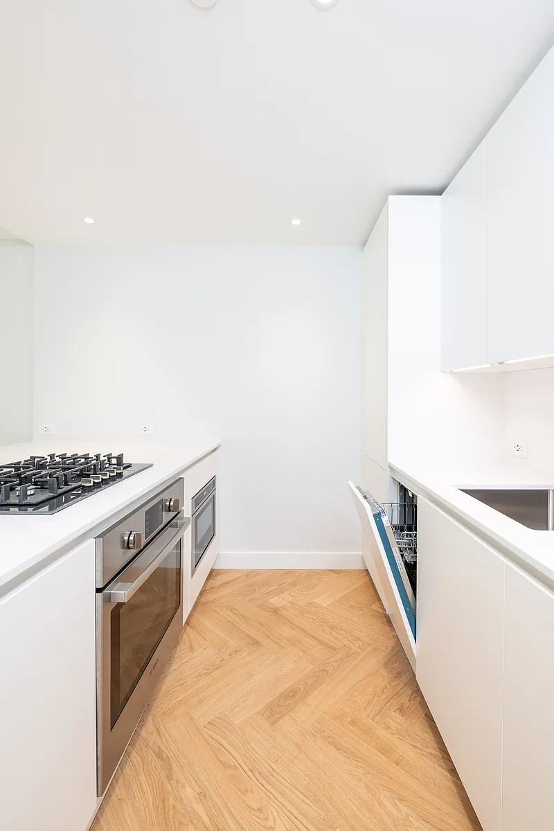 Building Photo - 12A Commonwealth Ave #405