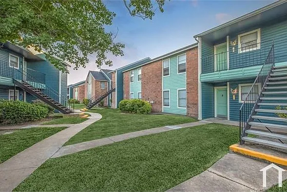 2 bed, 860 sqft, $1,184 — Photo 4