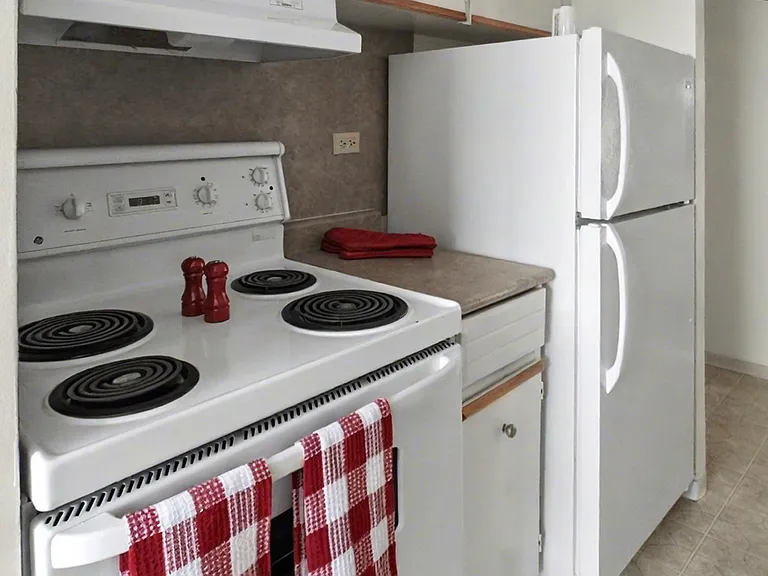 72 Donald St #303 — Photo 8