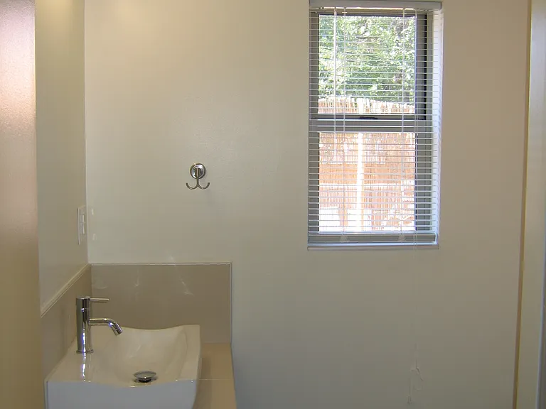 305 Jefferson St NE #305B — Photo 9