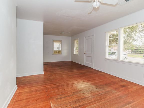 5th image of 103 Shannon Dr