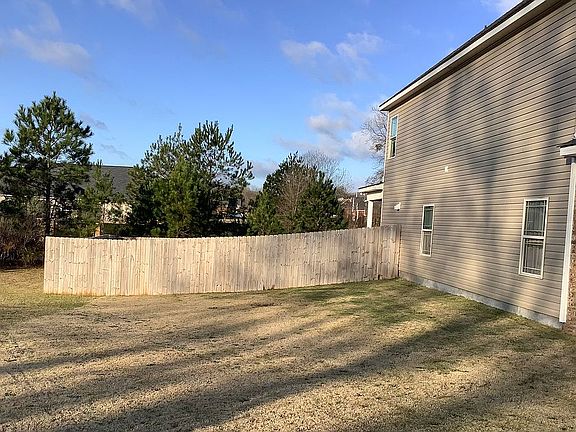 3rd image of 108 Grenville Ct