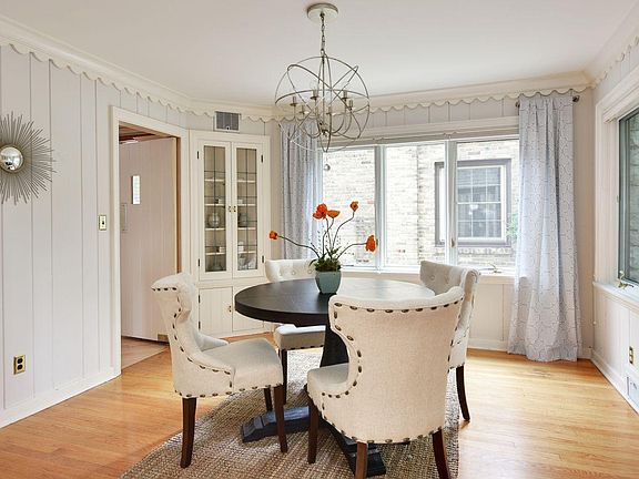 Formal dining room perfect for hosting