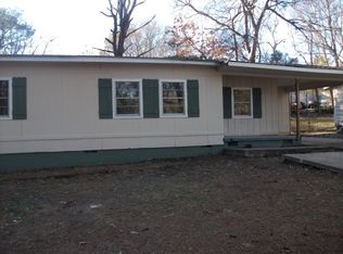 1951 Shady Lane Dr, Jackson, MS 39204