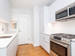 15 Forest St #43R, Cambridge, MA 02140